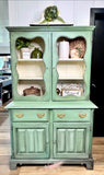 Ever Green Hutch